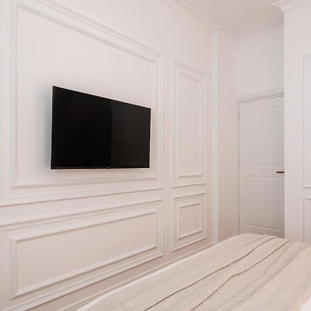 Elegant Apartment A Breath Away From The Acropolis Athens Exterior photo